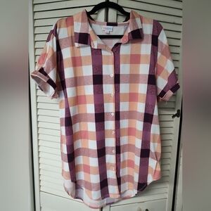 Lularoe Medium Charlie Top in Pink and Purple Tones